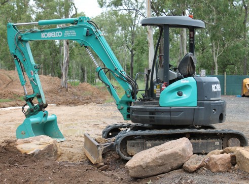 Kobelco SK55SR Excavator