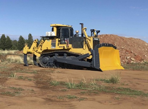 Komatsu 275 Dozer 