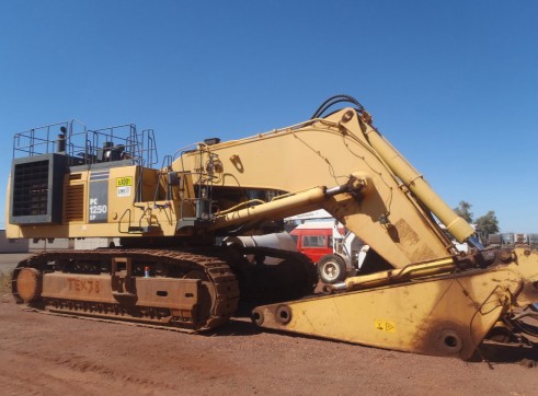 Komatsu PC1250-7 Excavator 1