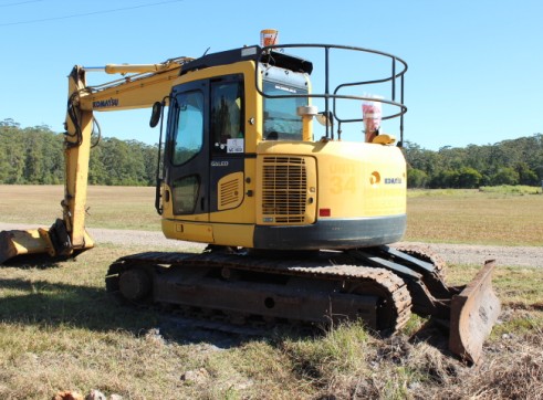 Komatsu PC138US-8 2