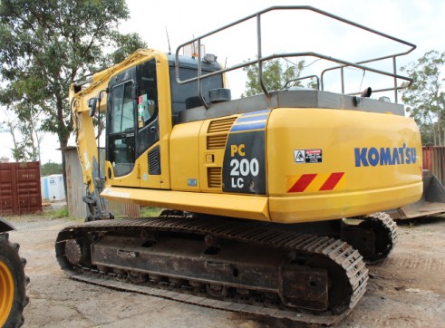 Komatsu PC200LC-8 2