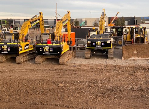 22T Komatsu PC215 Excavator 3