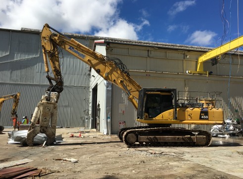 Komatsu PC450 LC 47T Excavator 2