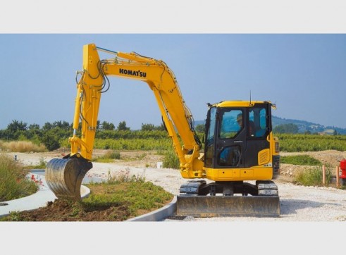 Komatsu PC88MR-8 Excavator 2