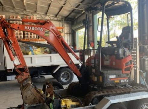 Kubota 1.7 Tonne Excavator-duplicate
