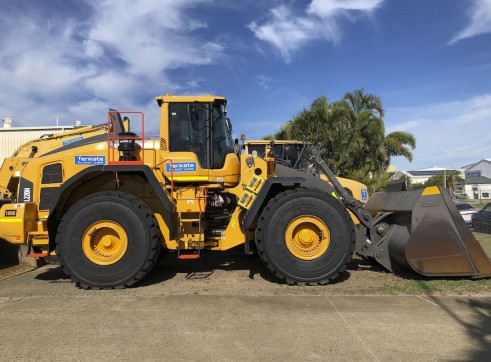 Volvo L220H Wheel Loader 1