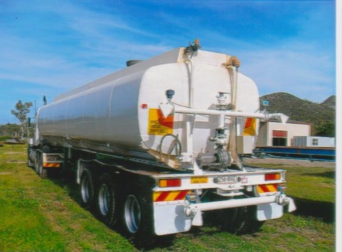 35,000L Semi Water Tanker (trailer only)
