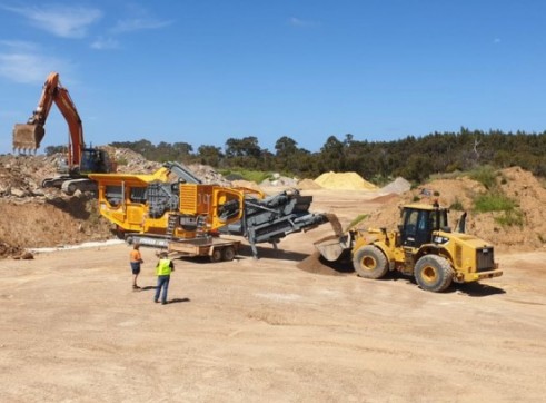 Mobile Impact Crushers with On-Board Screen 3