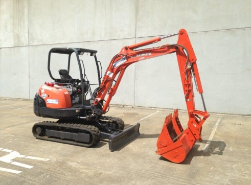 Mini Excavators 1t - 5t 1