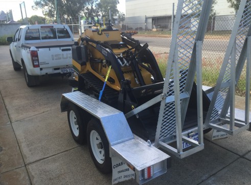 Mini Skid Steer 2