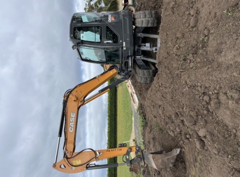 Case 6 ton excavator 3