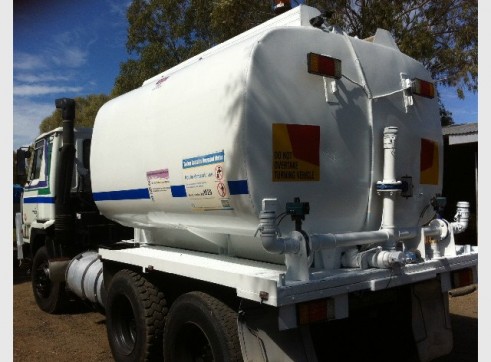 NISSAN UD 6X4 WATER CART. 12,000LT TANK READY TO GO! 3