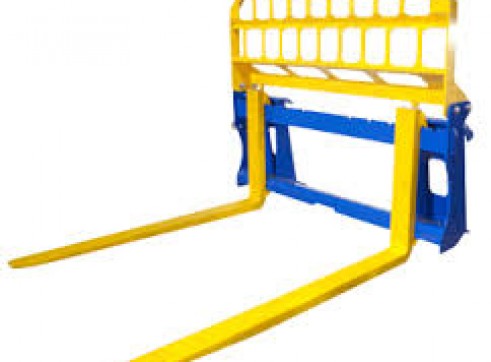 Pallet Forks - Skidsteers 2