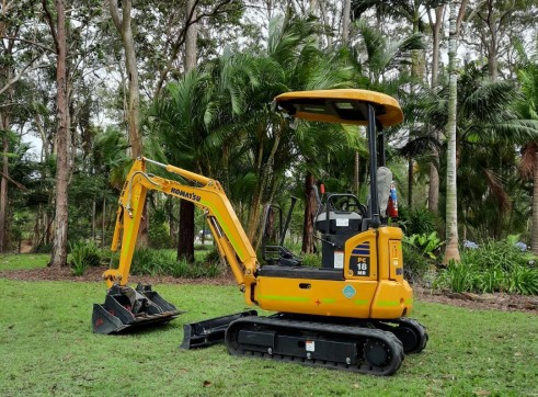 1.8T PC18 Komatsu Excavator 2