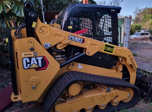 Cat 259D3 Posi Track