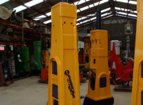 Rock Breakers Hydraulic Hammers For Hire or Sale