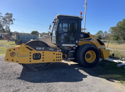 15T Smooth Drum Roller w/padfoot shells