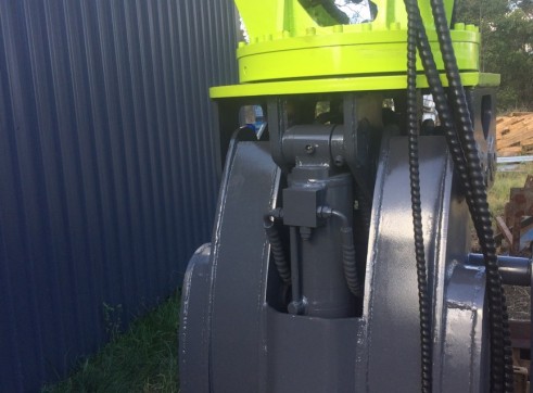 Rotating Grapple 2