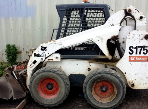 S175 Skidsteer (bobcat)