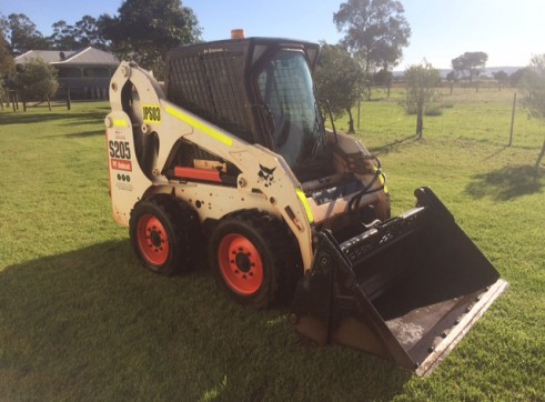 s205 Bobcat Skid Steer 2