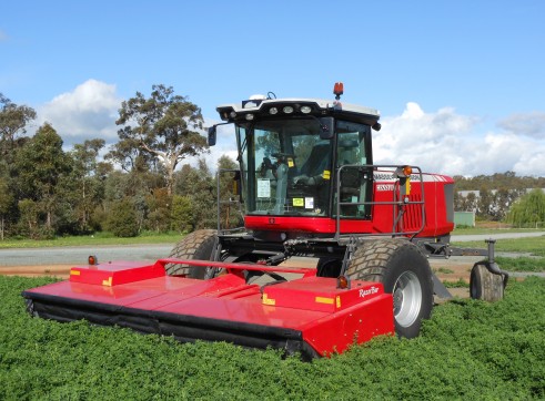Self Propelled Mower conditioner / windrower