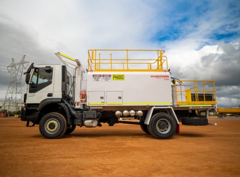 3500L 4x4 Service Truck - mine spec 2