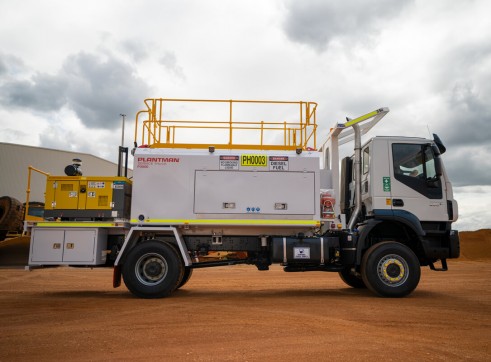 3500L 4x4 Service Truck - mine spec 7