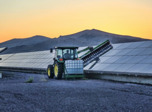 Solar Farm Cleaning Brush (Photovoltaic) 1