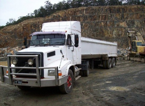 Tipper 18 tonne Semi trailer 1
