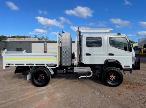 4x4 Crew Cab Tipper Truck