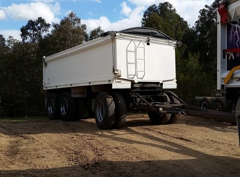 Tipper Truck & Trailer 2