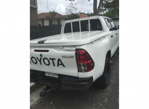 Toyota Hilux Dual Cab 4x4 3