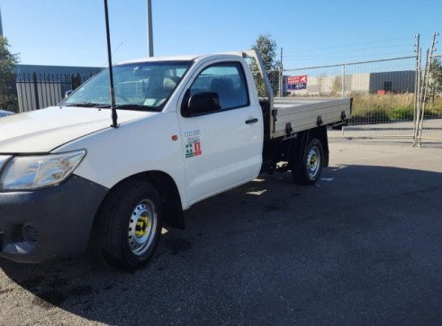 Toyota Hilux Workmate 2015 3