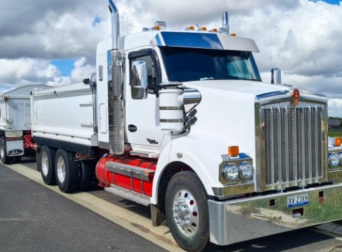 Truck & Trailer