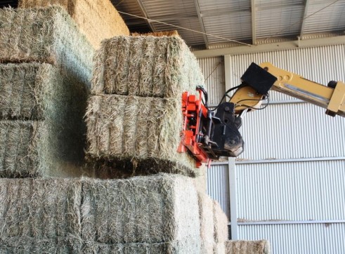 Tuskan Bale Clamp 2