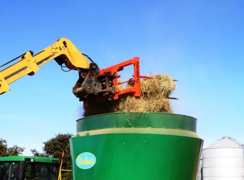 Tuskan Bale Clamp 5