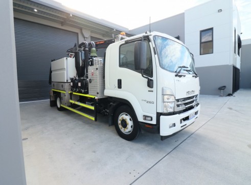 4500L Vac Truck 1