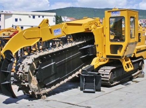 Vermeer T850 trencher 450mm trench 1