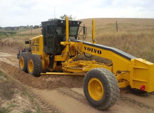 Volvo G720 Grader 3