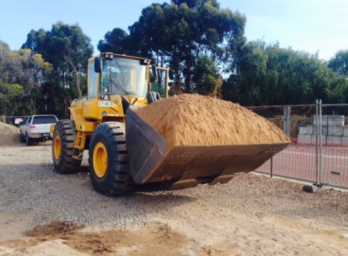 Volvo L120 E Loader x2 1