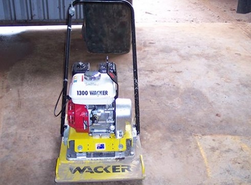 Wacker Plate Compactor 18â€ wide