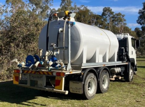 14,000L Isuzu Water Cart 3