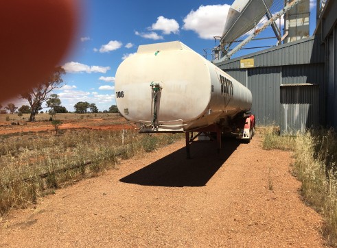 33,000L Water Tanker 1