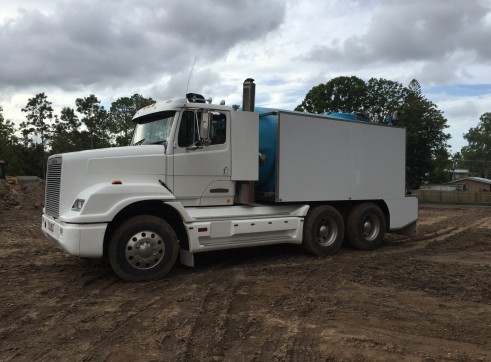 Water truck 18000L