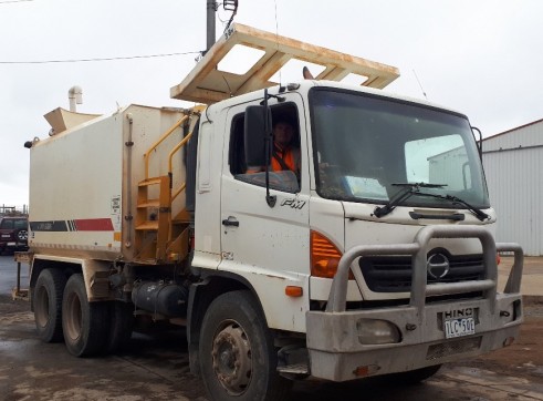 14,000L Water Truck 1