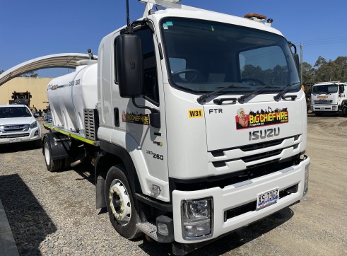 8000L Water Truck 4