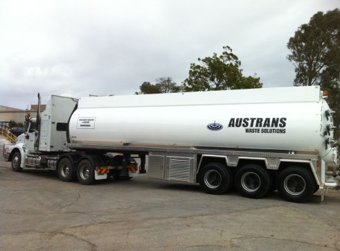 Water Truck 25,000L 1