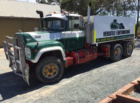 Water Truck Mack 10000L