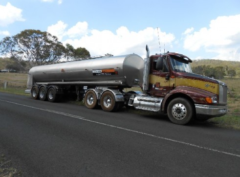 Water Truck Semi Tanker 2