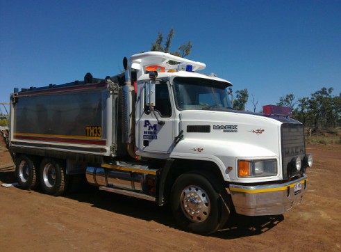 Water Truck & Tipper 1